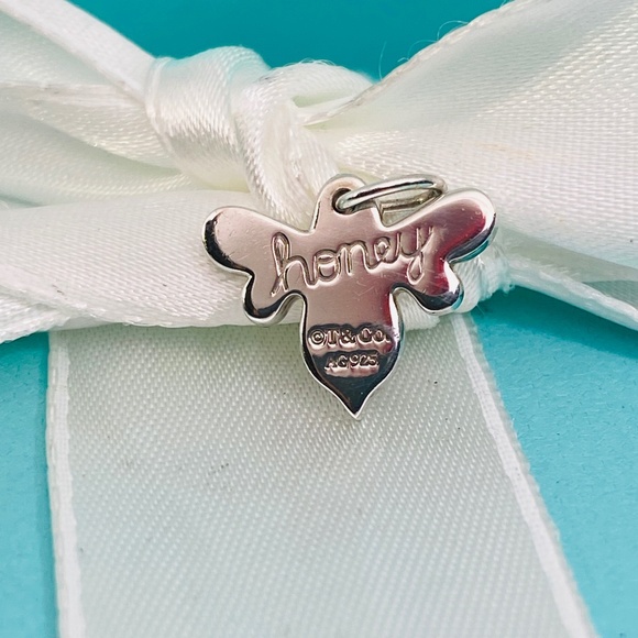 Tiffany & Co Honey Bee charm retired rare 925 silver - Picture 1 of 4